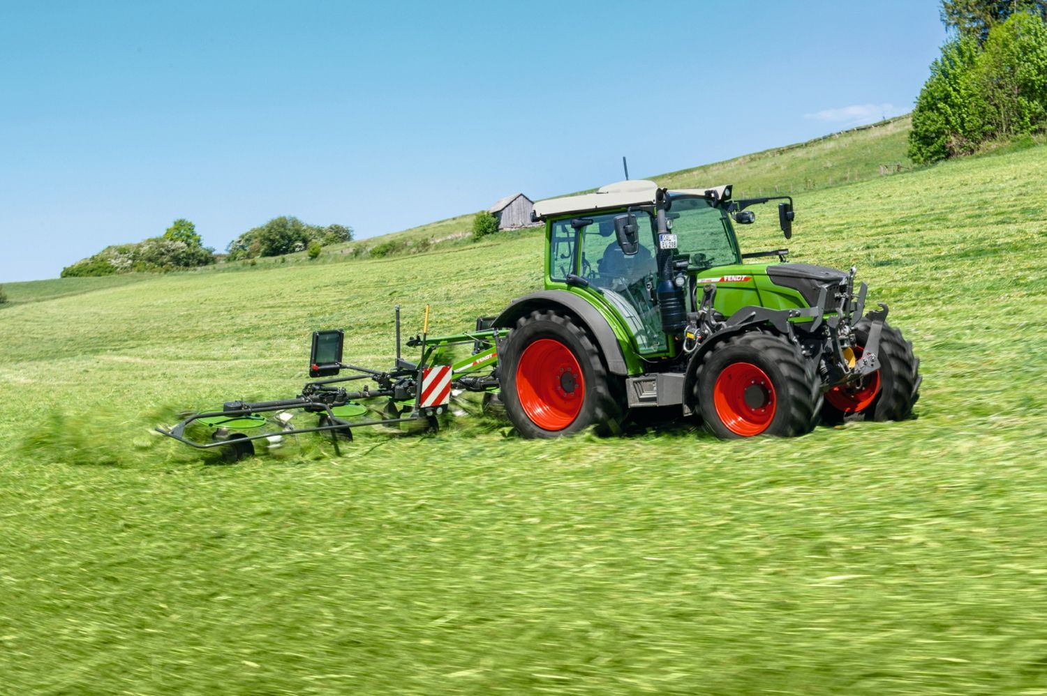 AGCO 2023H Lawn Tractor