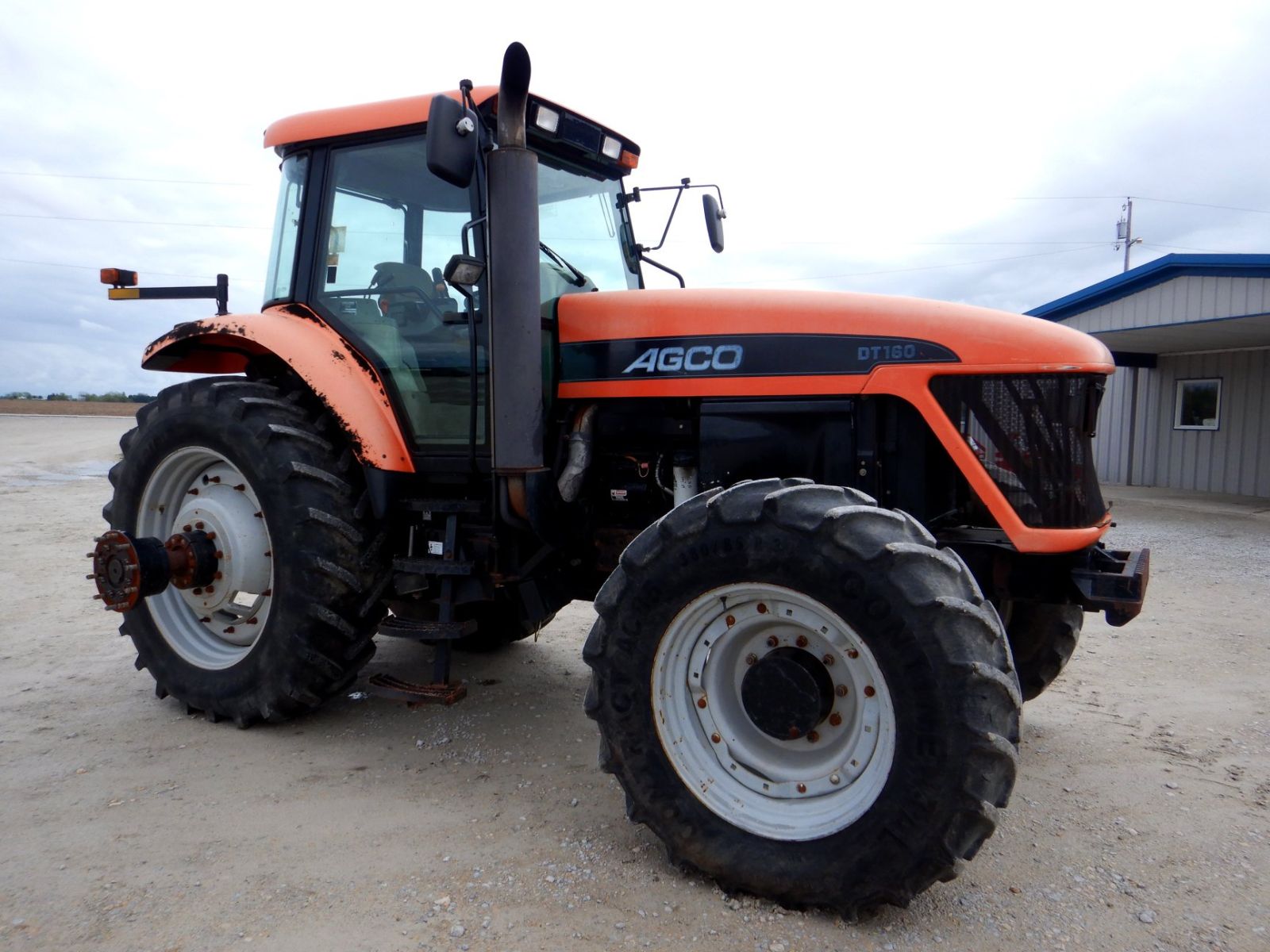 AGCO 409G Lawn Tractor