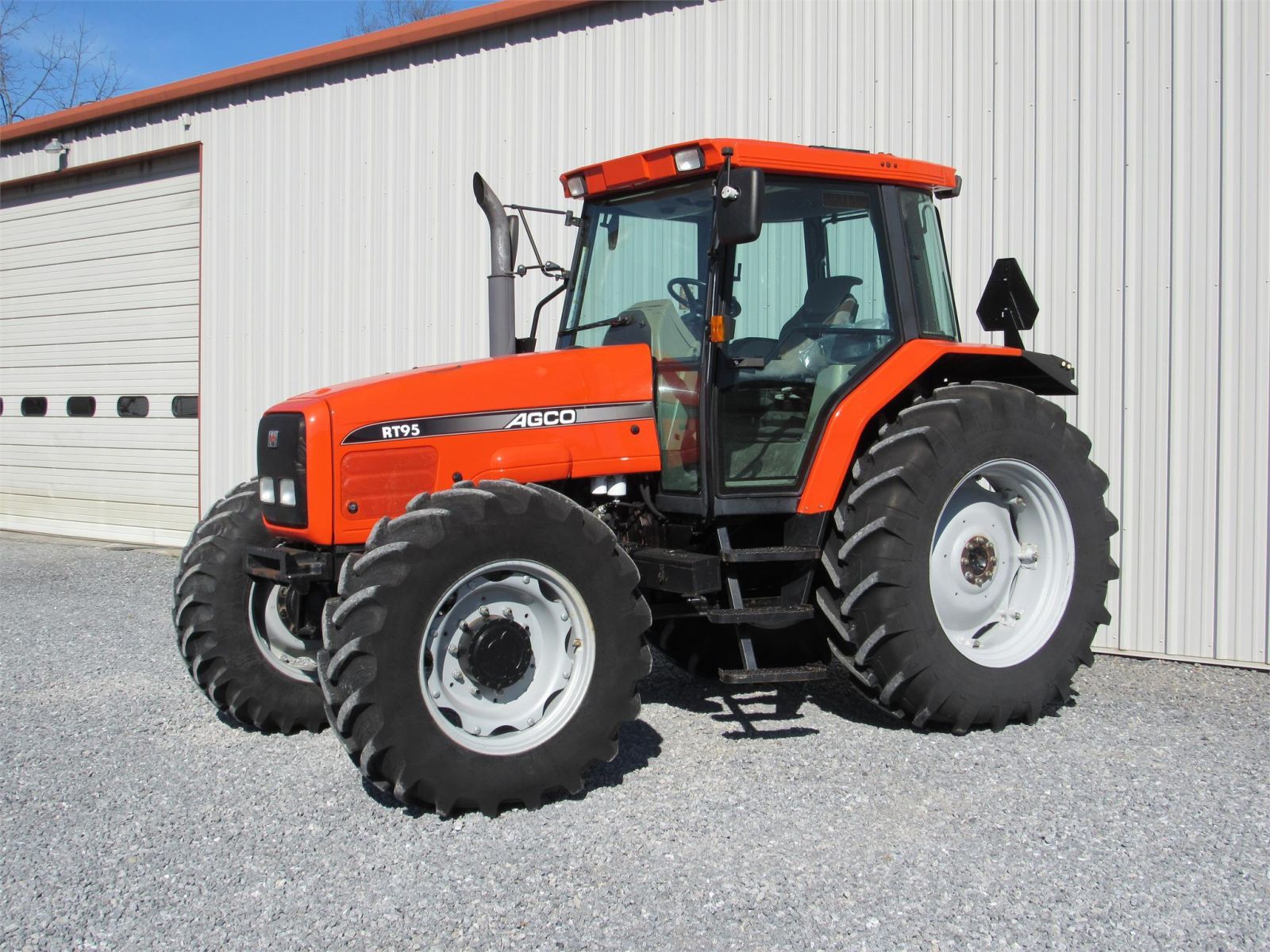 AGCO 515H Lawn Tractor