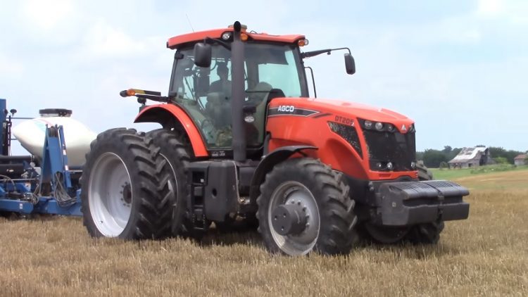 AGCO DT205B — view 3