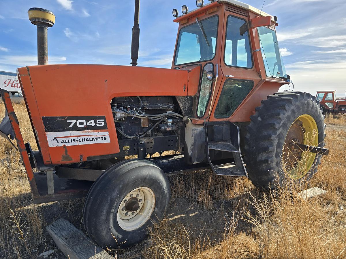 Allis Chalmers 745B Industrial Tractor