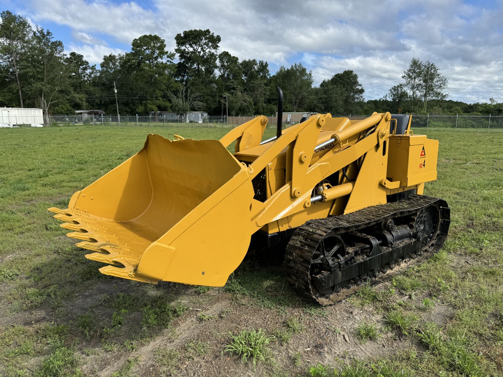 Allis Chalmers HD-4