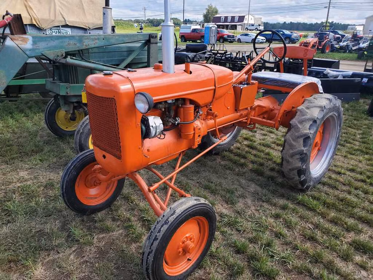 Allis Chalmers Scamp 8