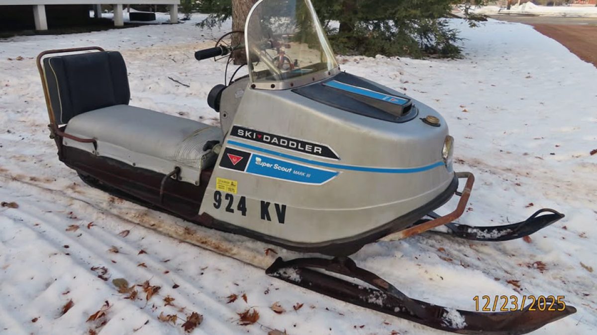 AMF Ski-Daddler Mark VI 640 Snowmobile