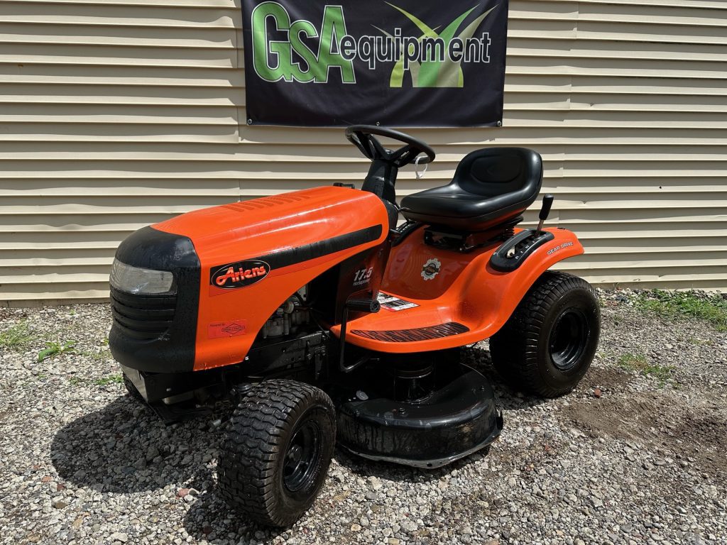 Ariens RM1128 927044 Lawn Tractor