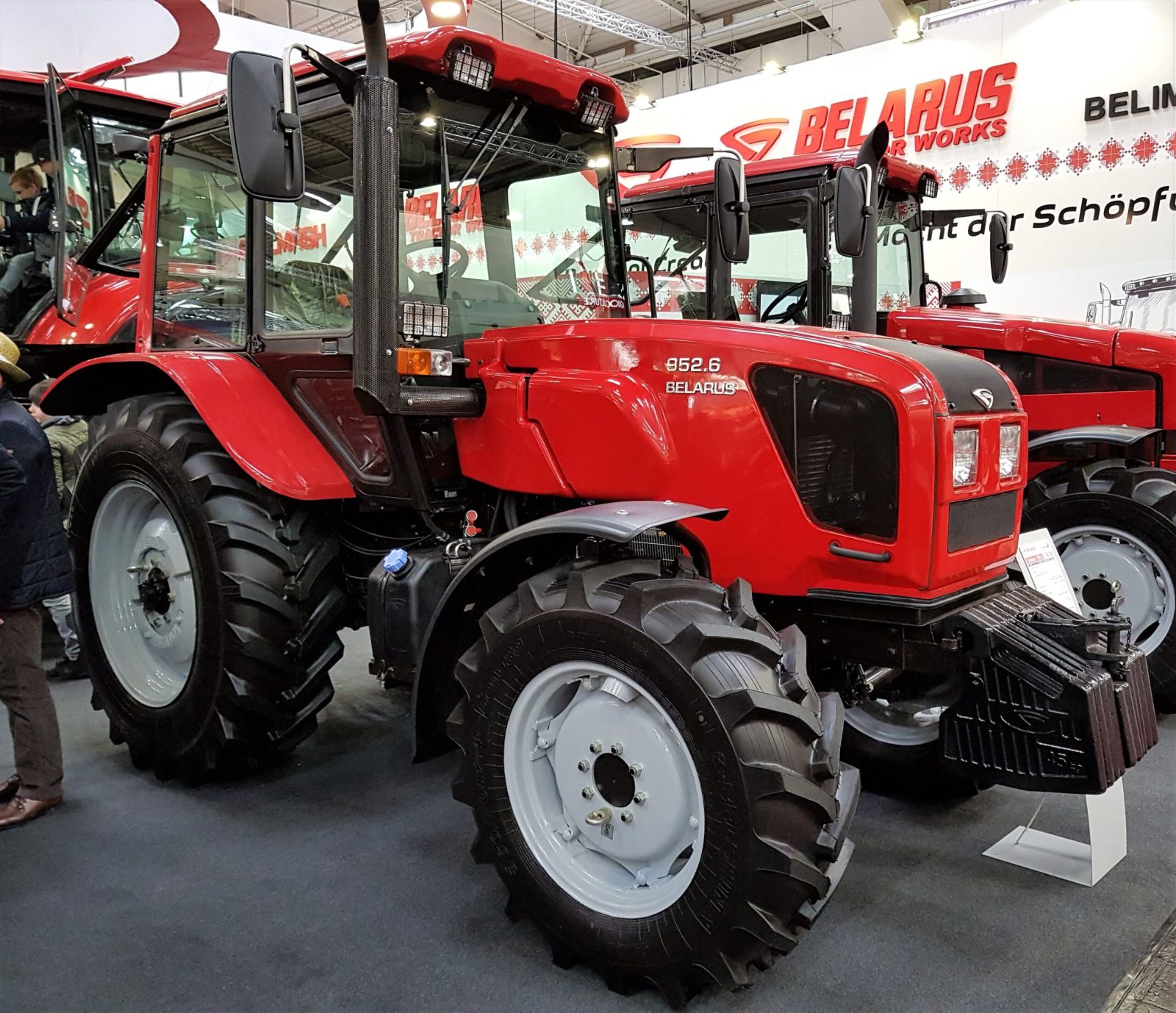 Belarus T42LB — view 2