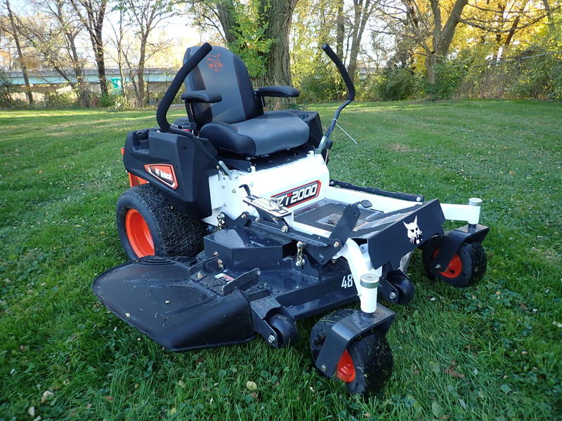Bobcat 9992002 Lawn Tractor