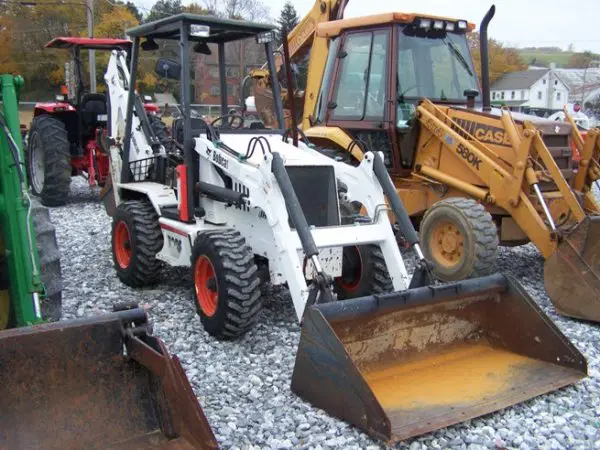 Bobcat B200 Backhoe Loader
