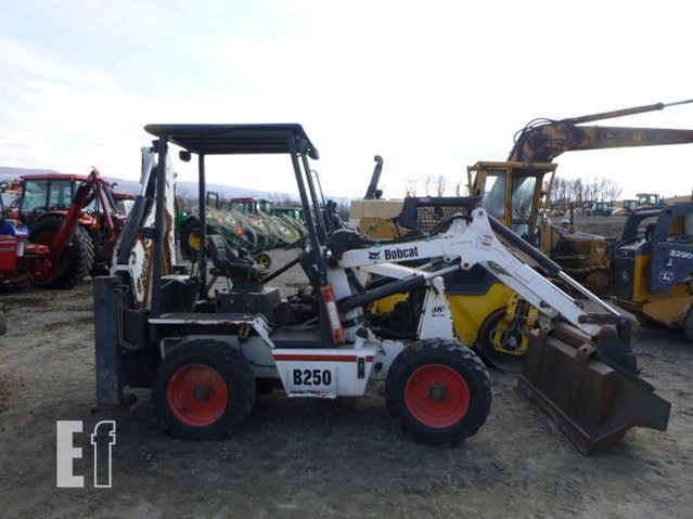 Bobcat B250B Backhoe Loader