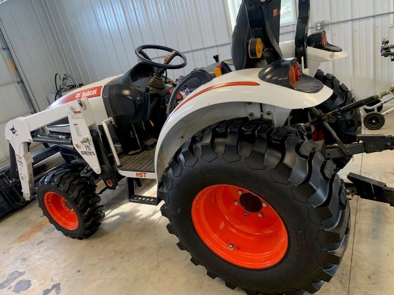 Bobcat CT230 — view 3