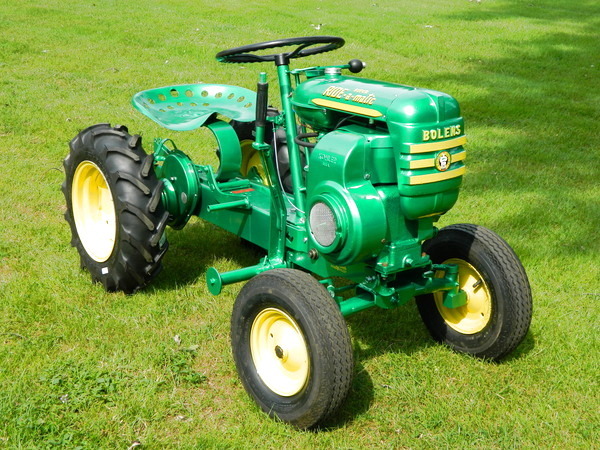Bolens 220 Deluxe Ride-A-Matic Lawn Tractor