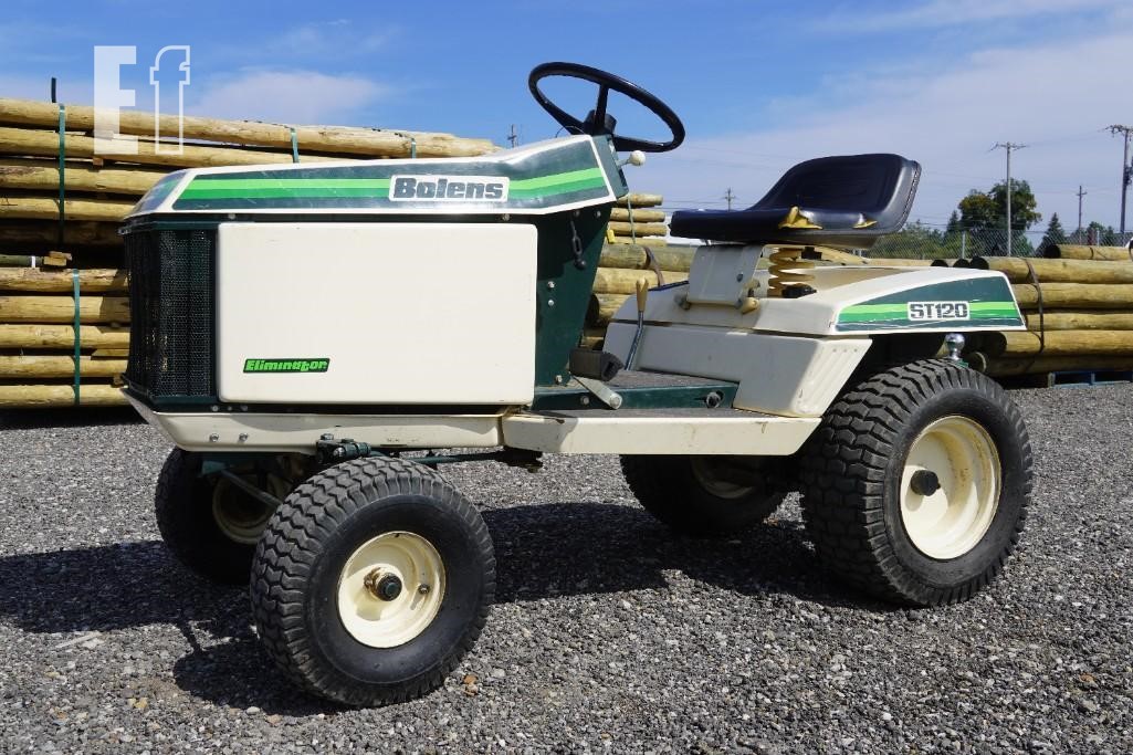 Bolens 3112G ST120 Lawn Tractor