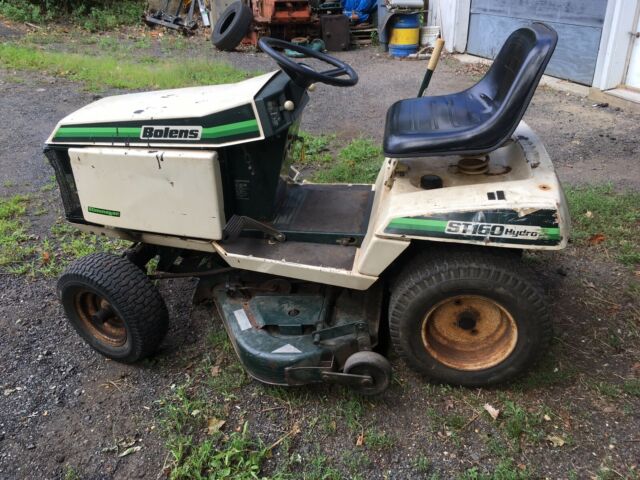 Bolens 3216H ST160 Lawn Tractor