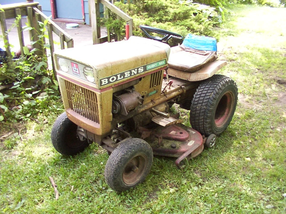 Bolens 853 Lawn Tractor