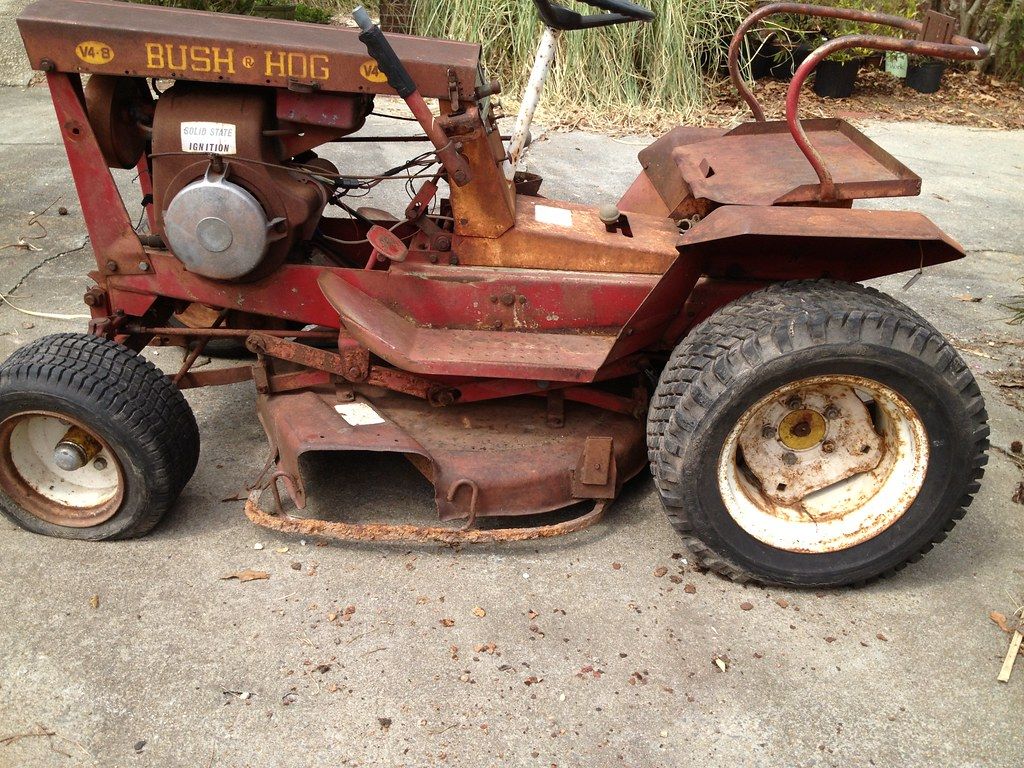 Bush Hog JB-1 Lawn Tractor