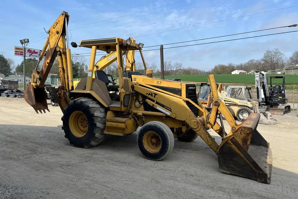 Caterpillar 426 II Backhoe Loader