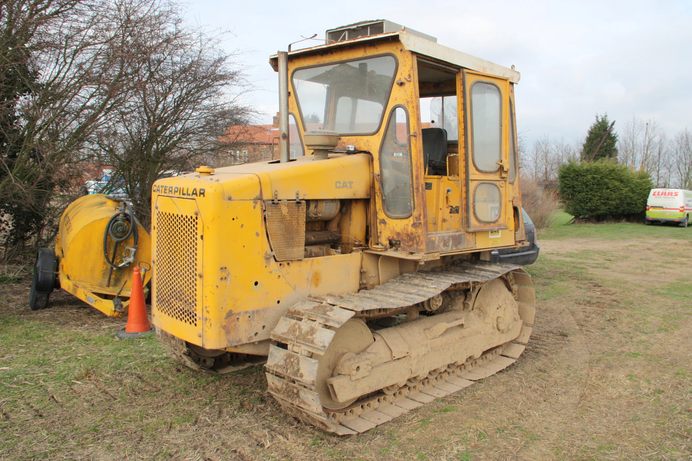 Caterpillar D4E