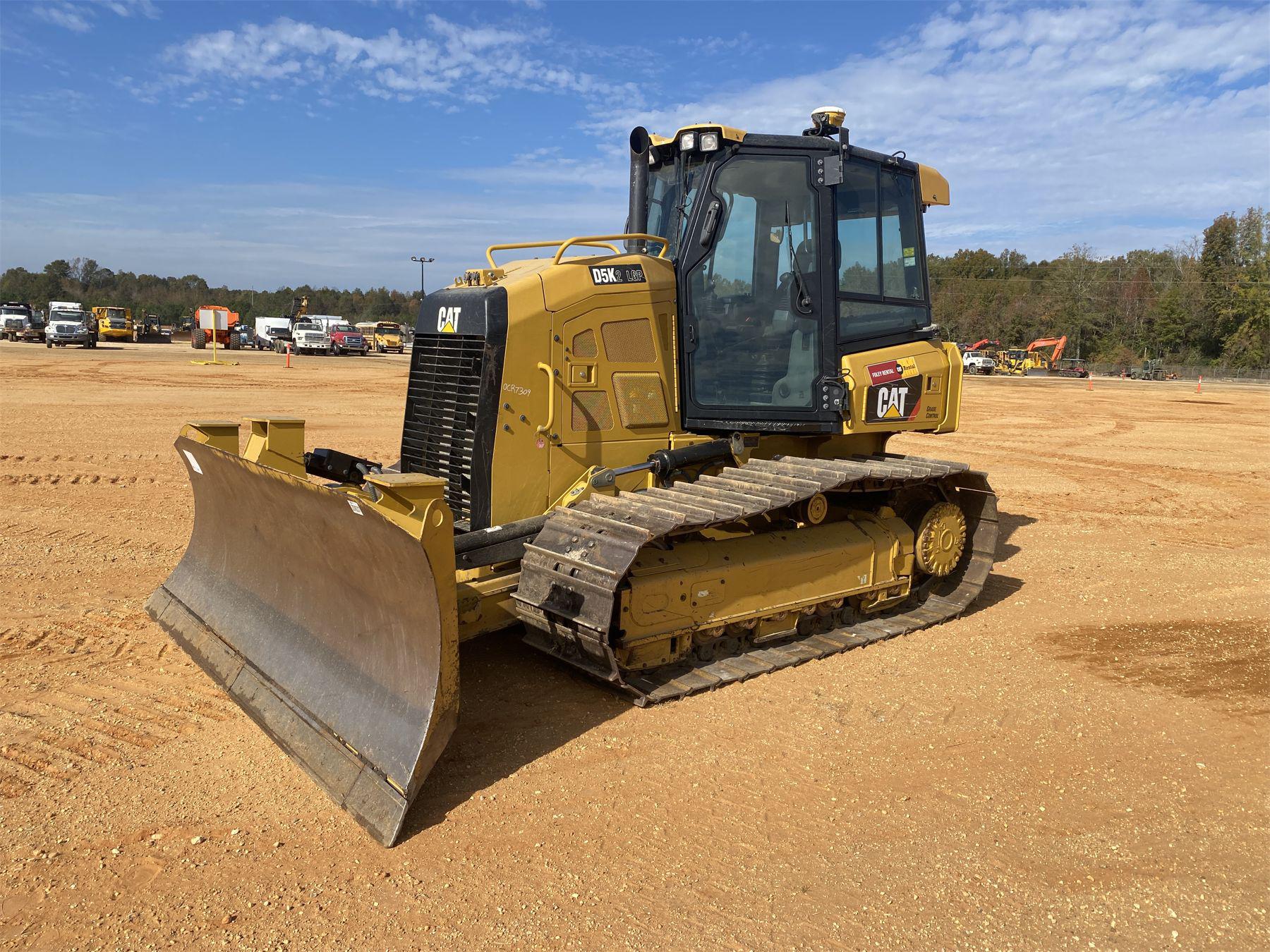 Caterpillar D5K2 — view 3