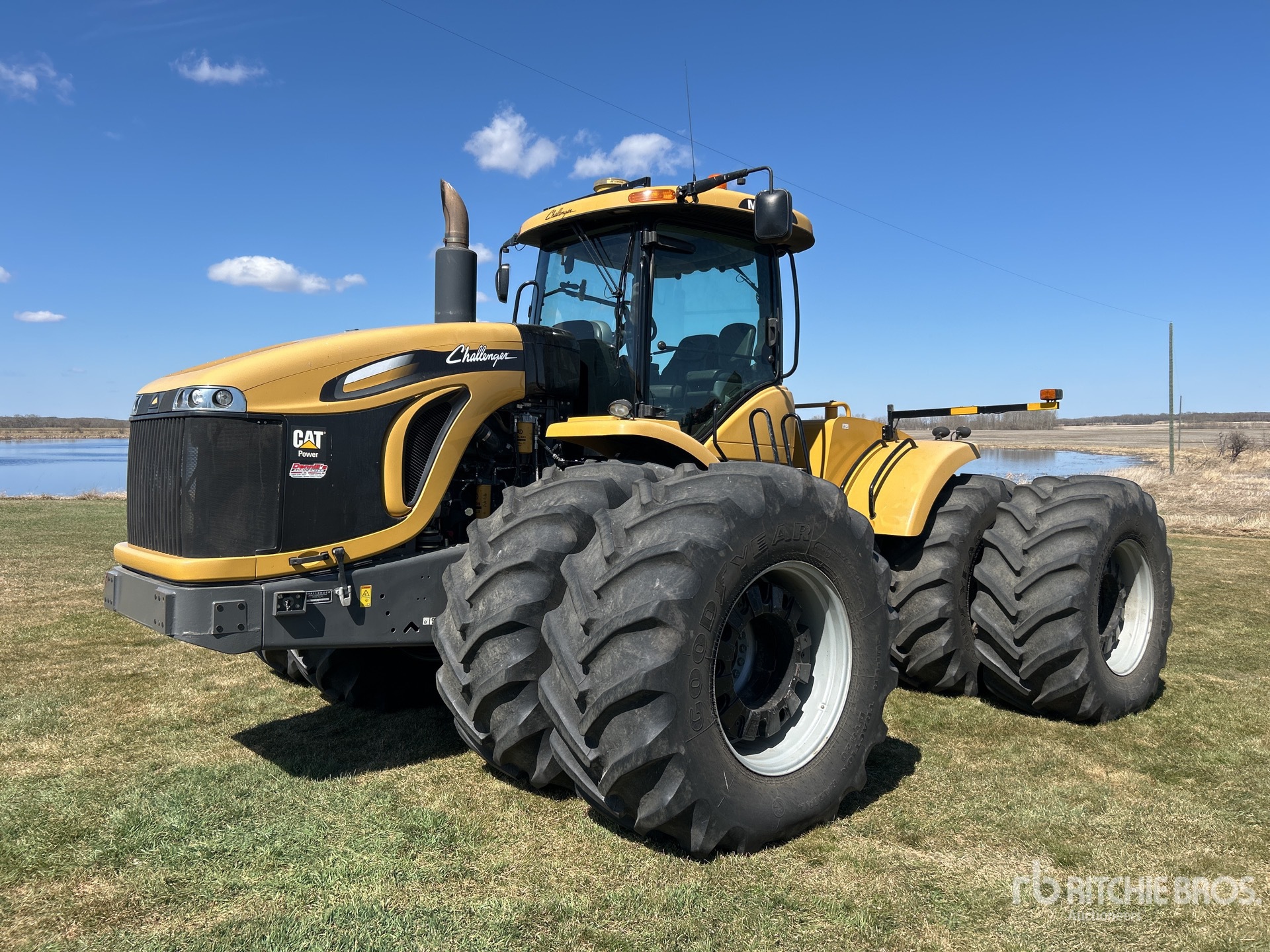 Challenger MT955C — view 2