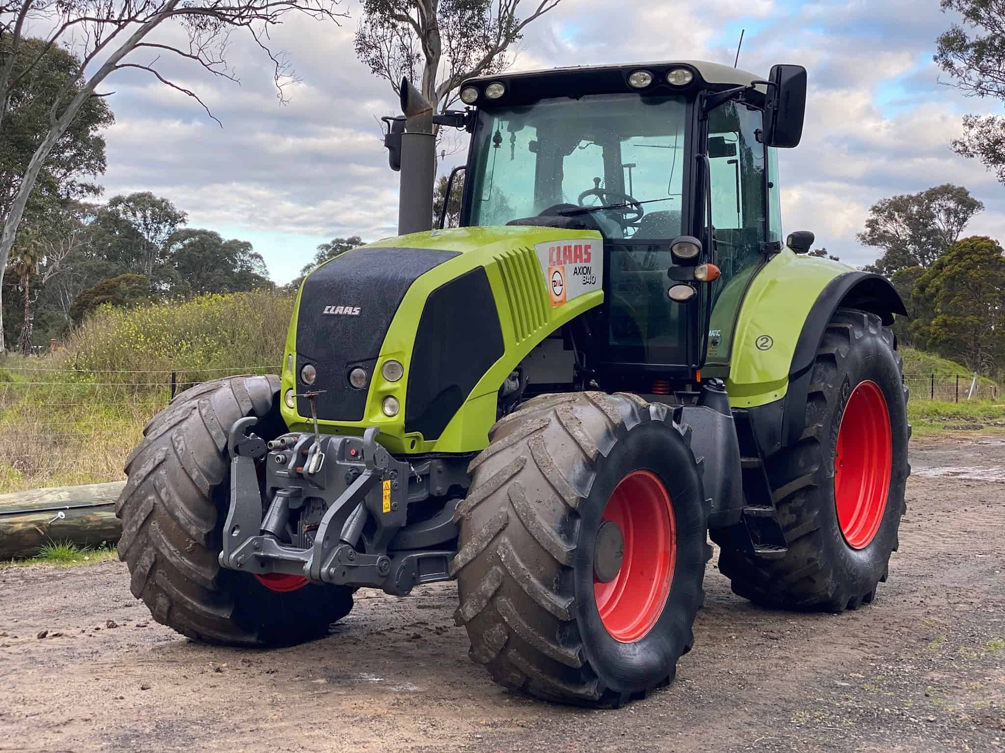 Claas Axion 840 — view 3