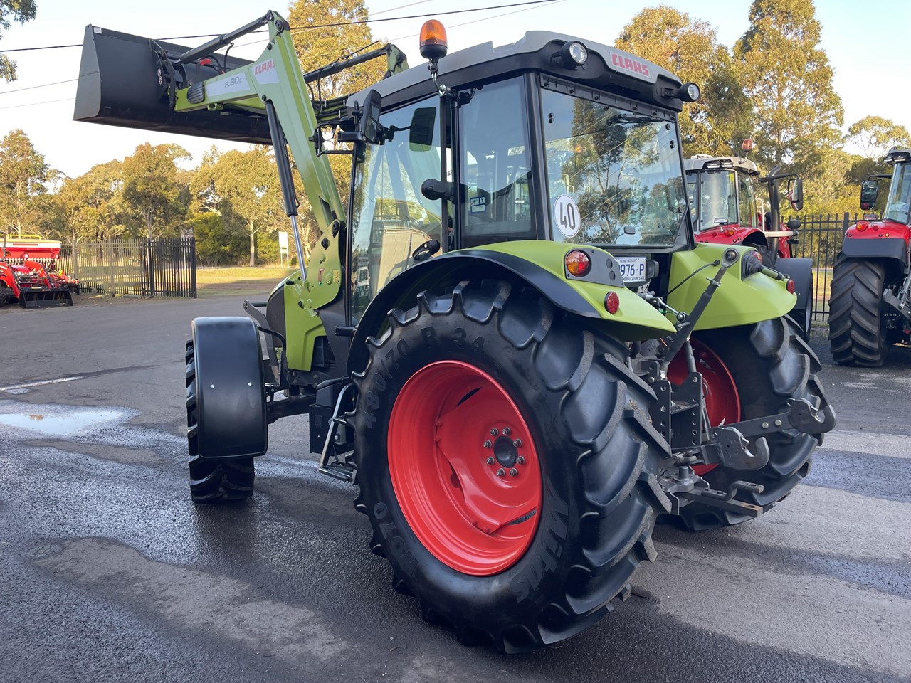 Claas Axos 320 CL — view 2