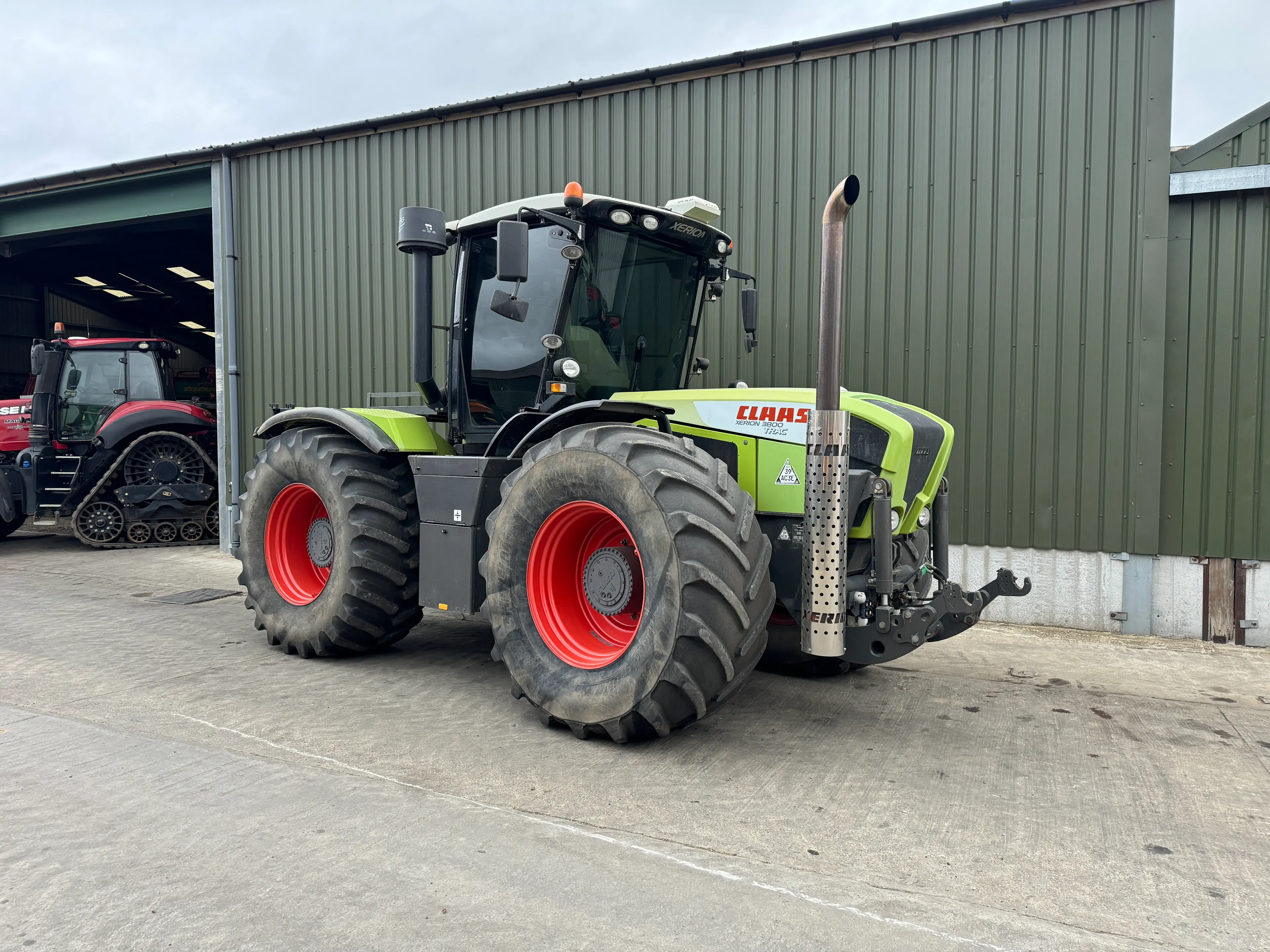 Claas Xerion 3800 — view 3