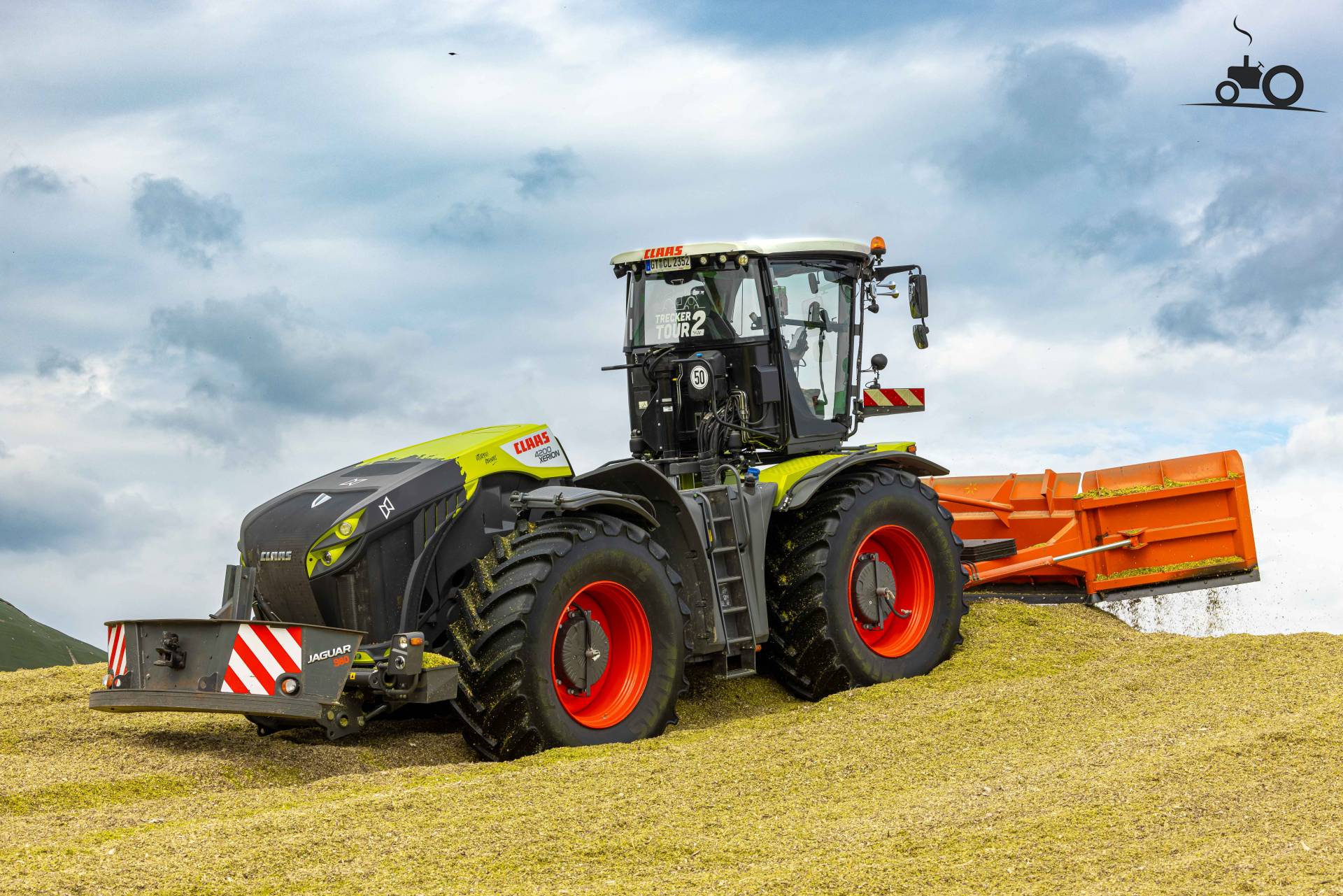 Claas Xerion 4200 — view 2