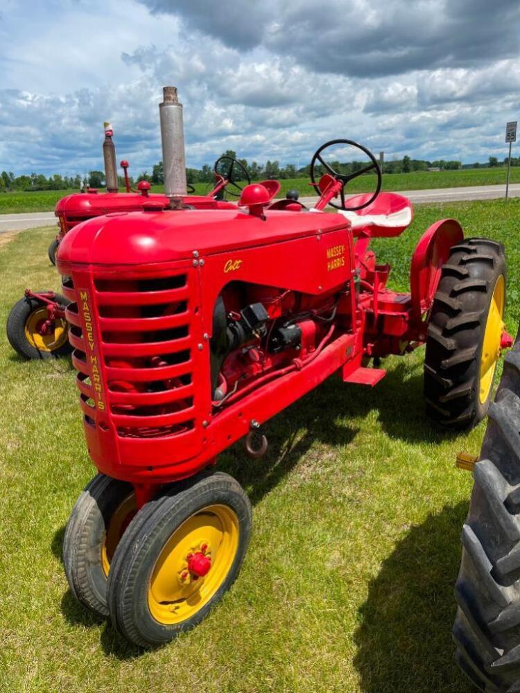 Colt 7 Lawn Tractor