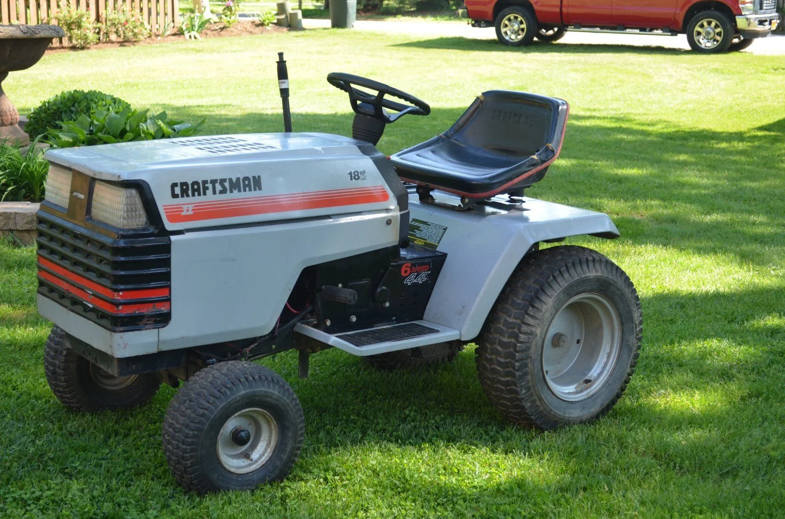 Craftsman 131.8430 Lawn Tractor