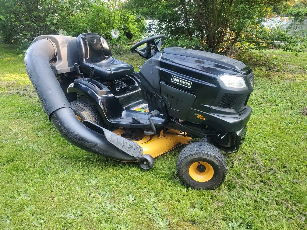 Craftsman 247.20438 T7800 Lawn Tractor
