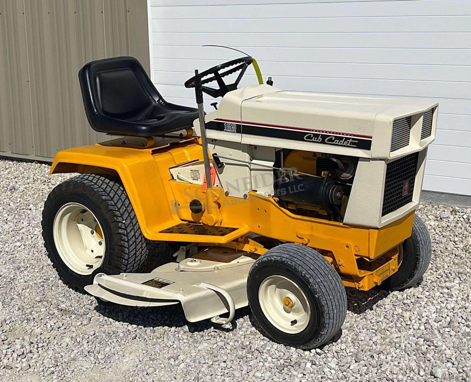 Cub Cadet 129 Lawn Tractor