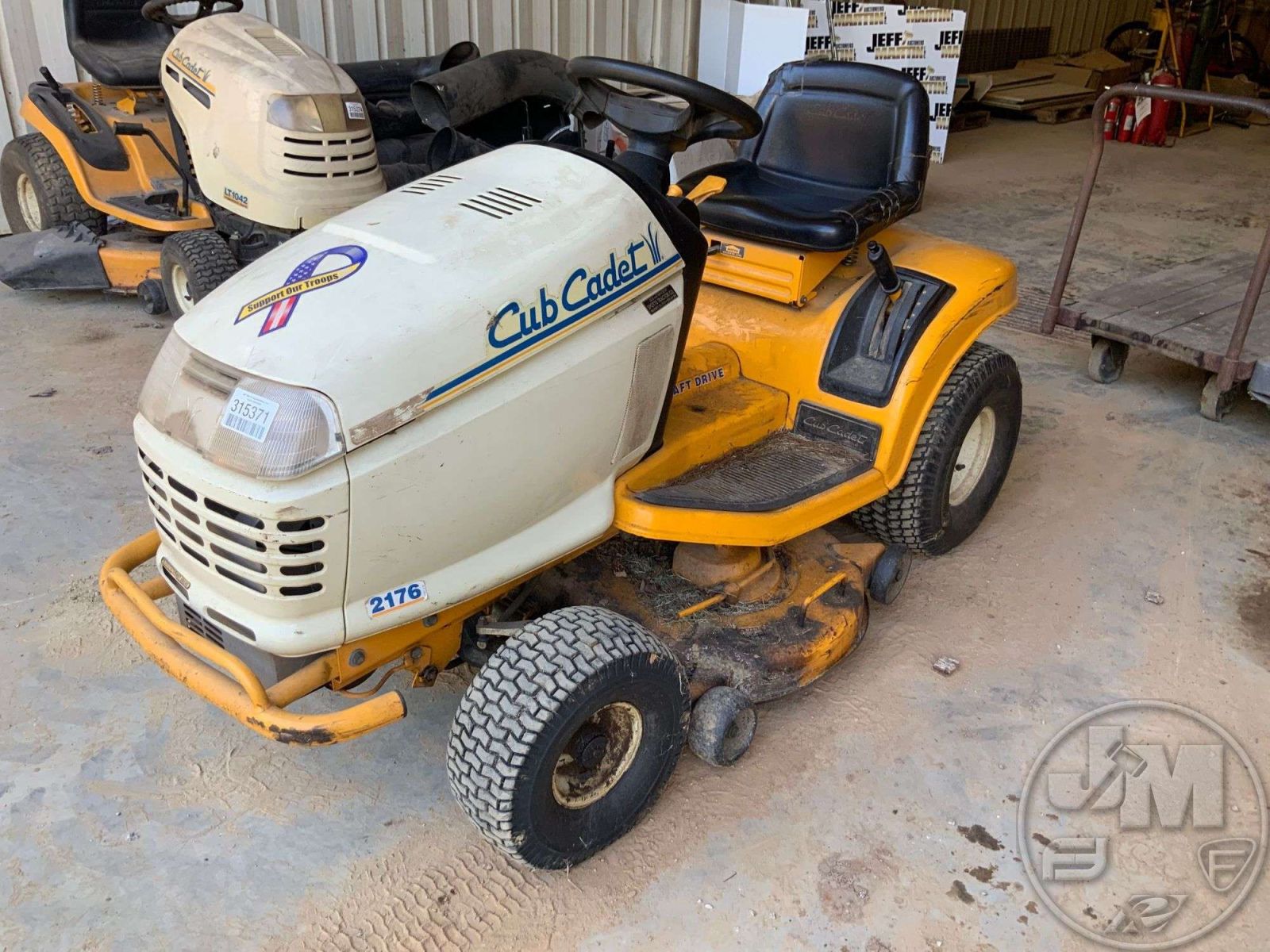 Cub Cadet 2176 Lawn Tractor