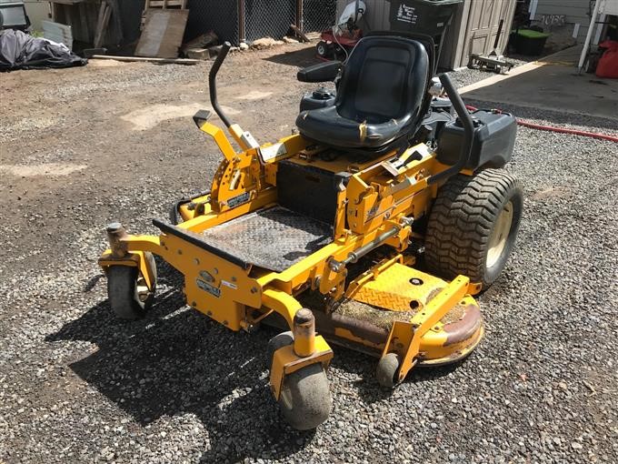 Cub Cadet 3660 Lawn Tractor