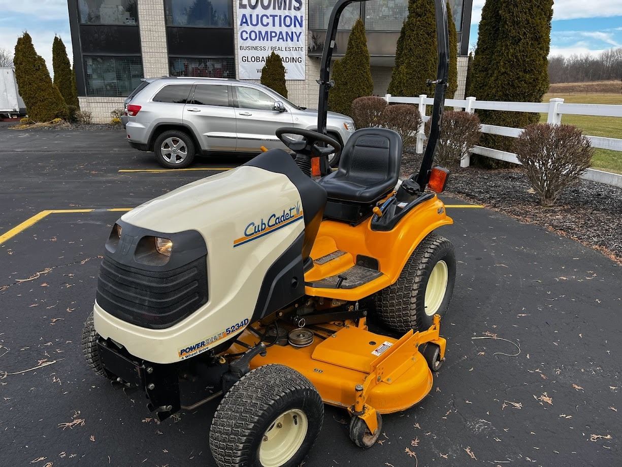 Cub Cadet 60 Lawn Tractor