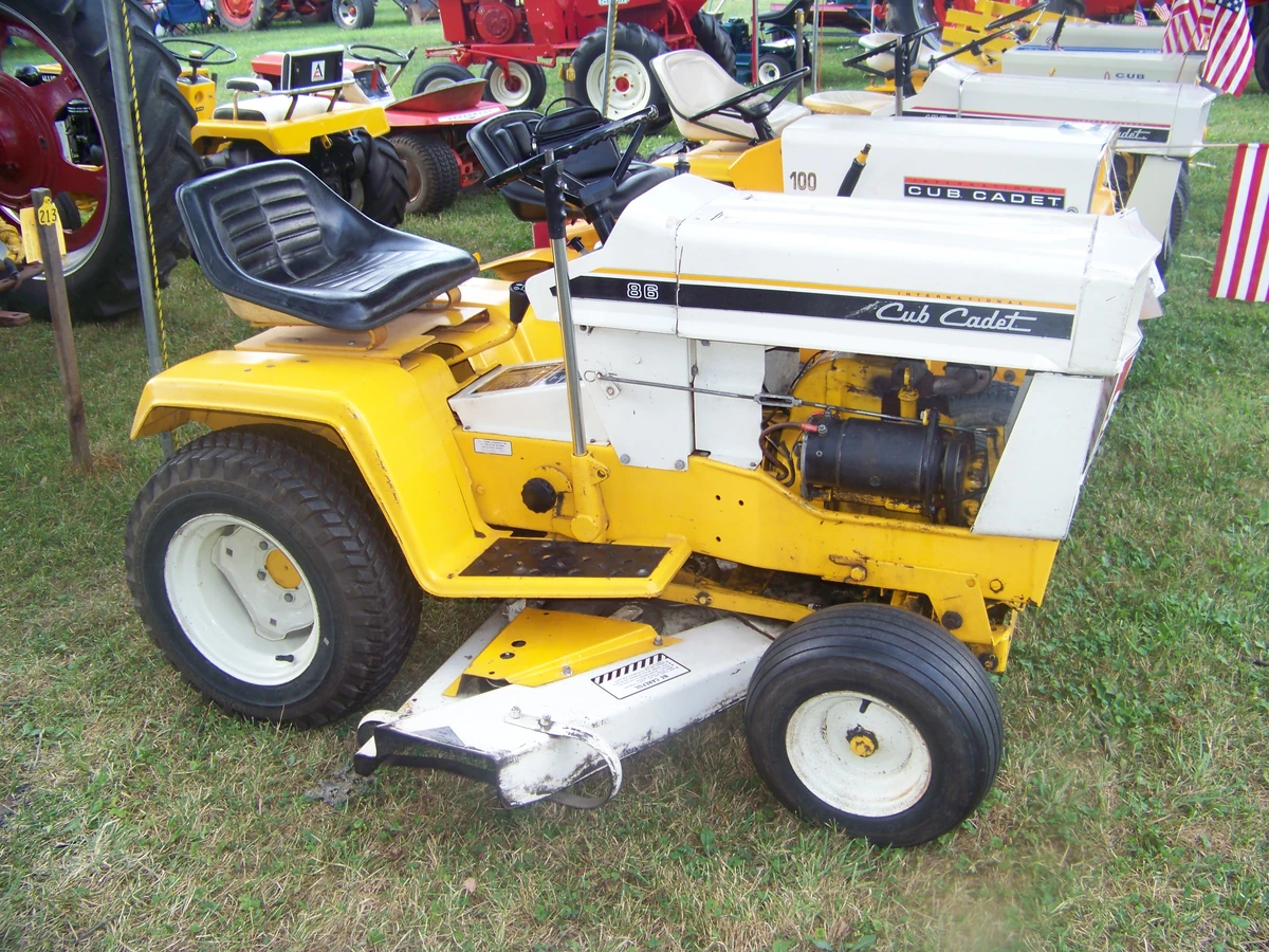 Cub Cadet 55 Lawn Tractor