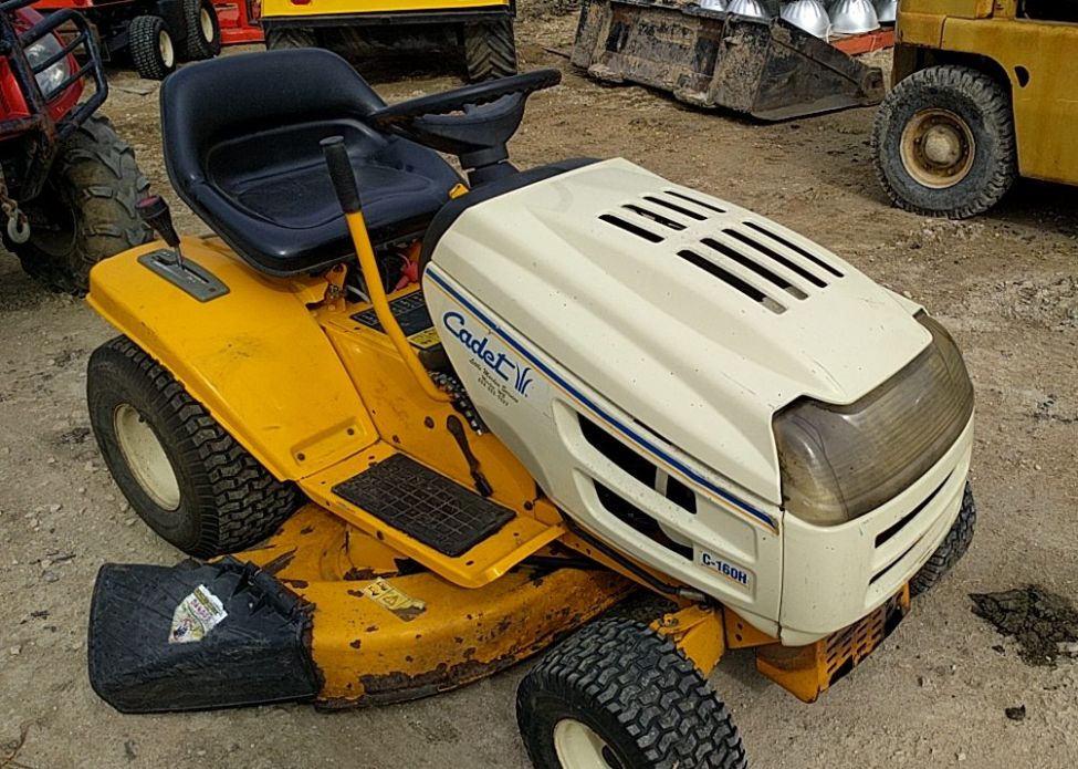Cub Cadet C-160G Lawn Tractor