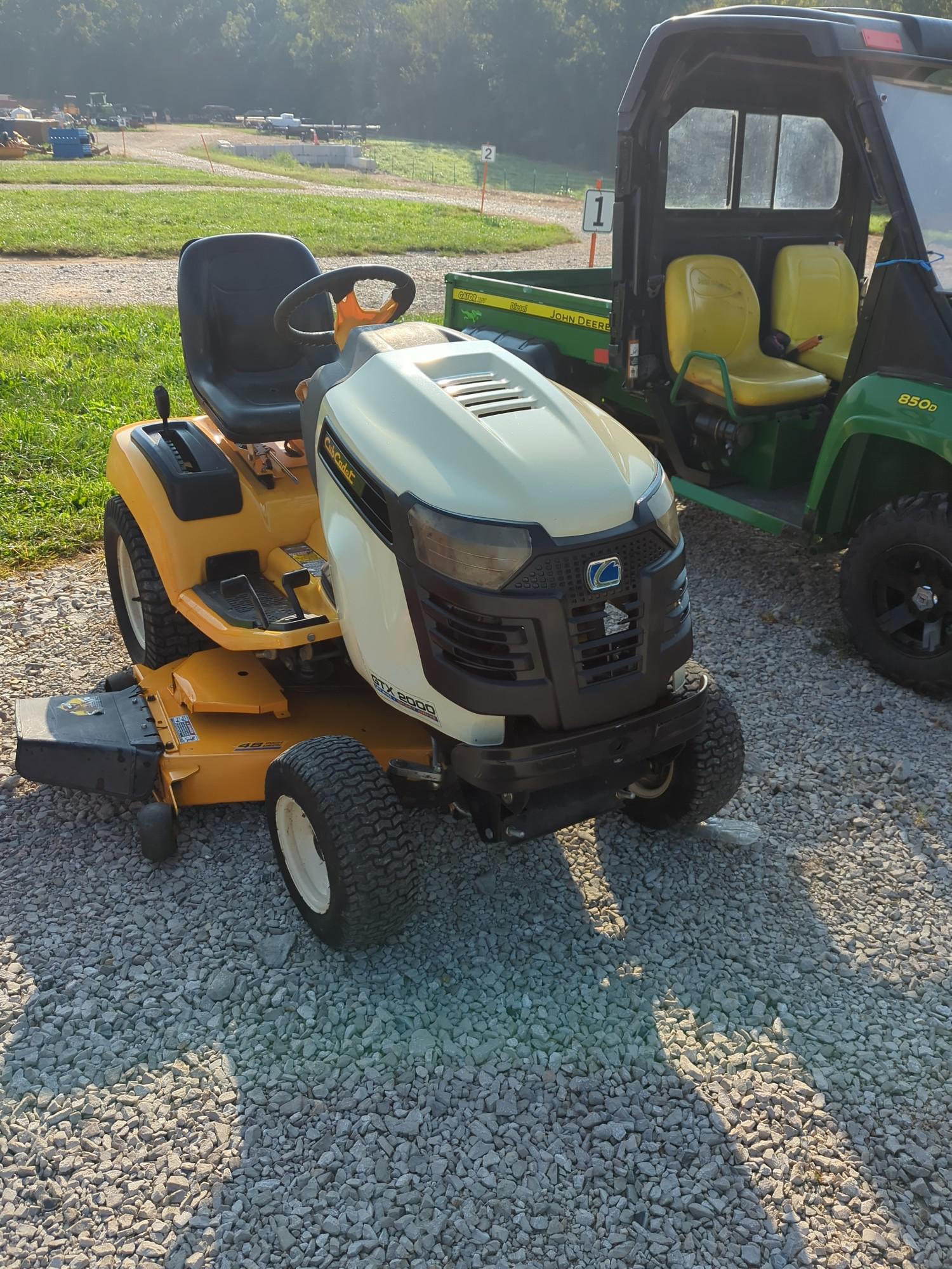 Cub Cadet GTX 2000 Lawn Tractor