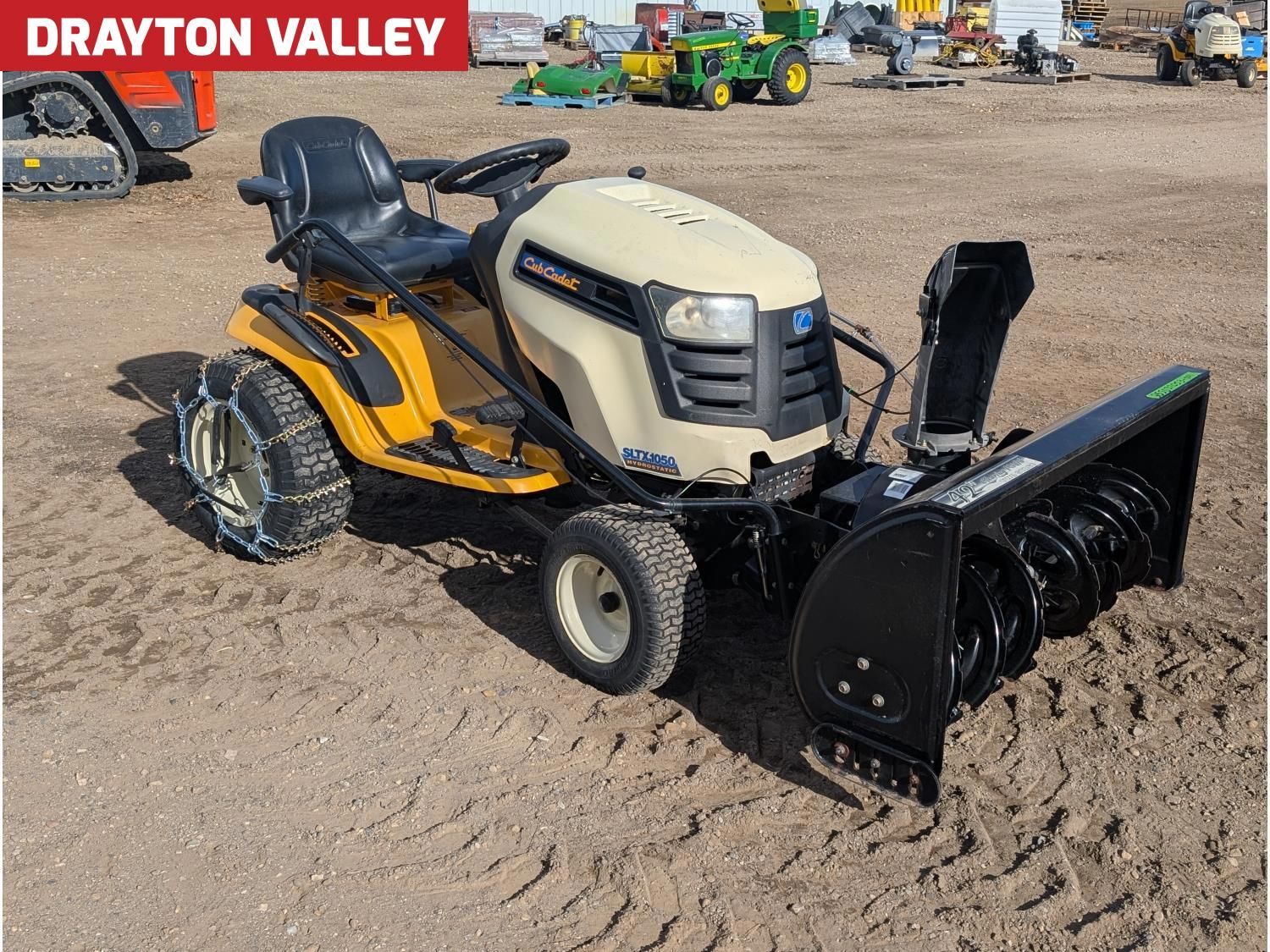 Cub Cadet SLTX 1050 Lawn Tractor