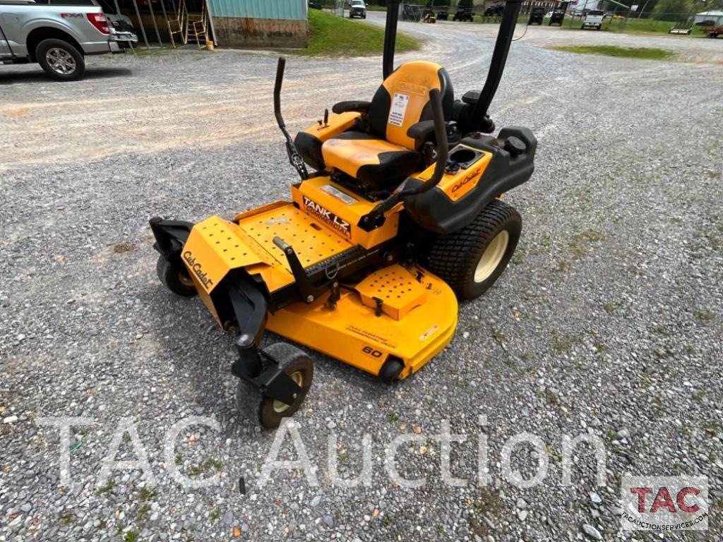 Cub Cadet Tank LZ60 KH Lawn Tractor