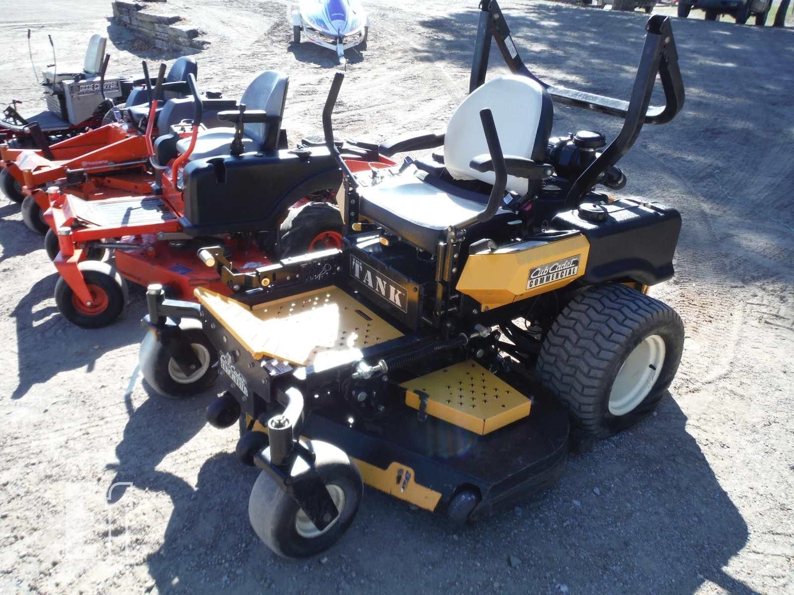 Cub Cadet Tank S 60 Lawn Tractor