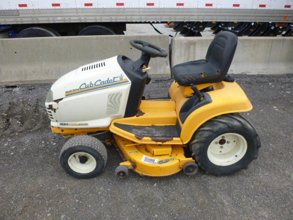 Cub Cadet Z-Force 18 Lawn Tractor