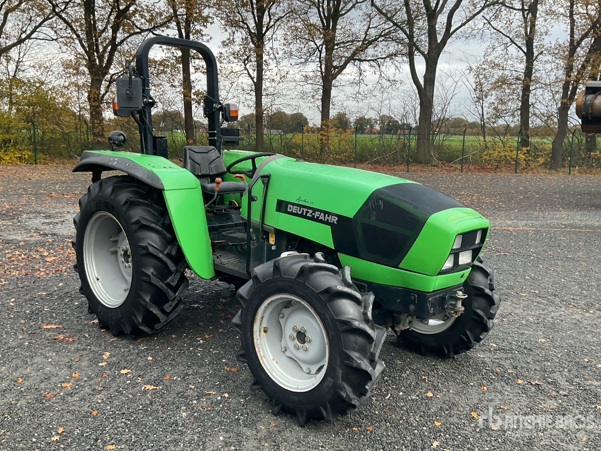 Deutz-Fahr Agrolux 65 — view 3