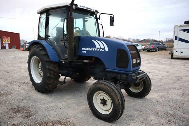 Farmtrac 8075 — view 3