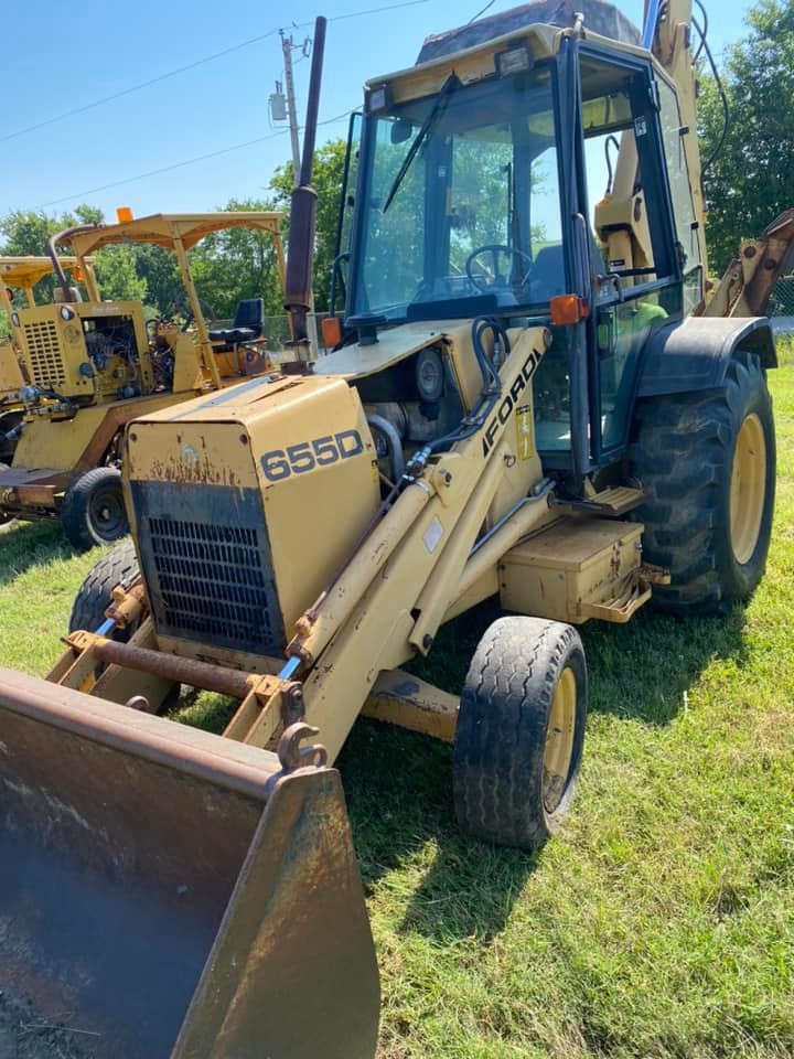 Ford 655D Backhoe Loader