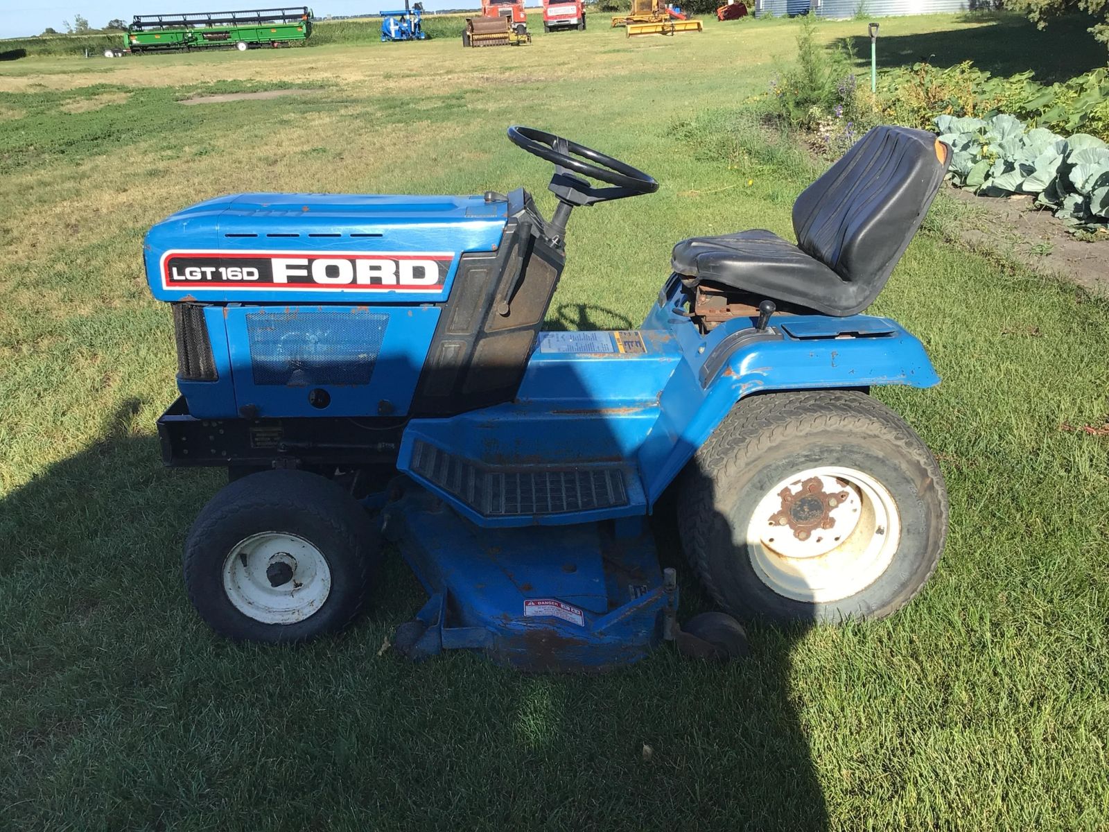 Ford LGT-16D