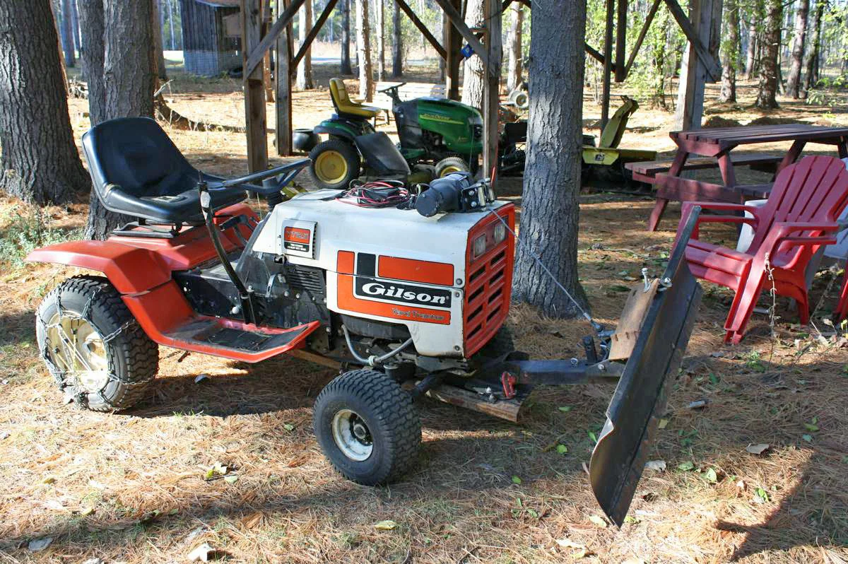 Gilson 423 Snowmobile