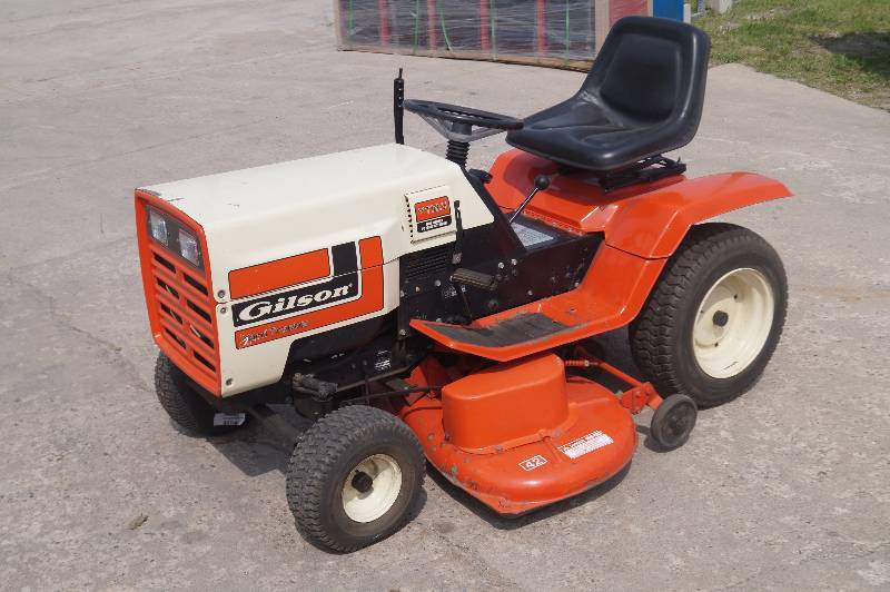 Gilson 52089 Lawn Tractor