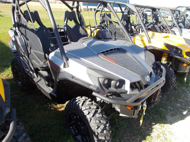 Gilson 723 Commander 1000 Lawn Tractor