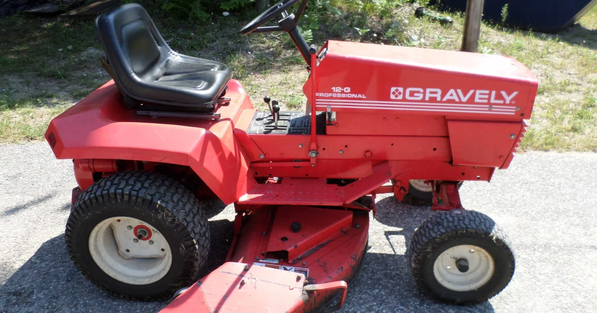 Gravely 12-G Lawn Tractor