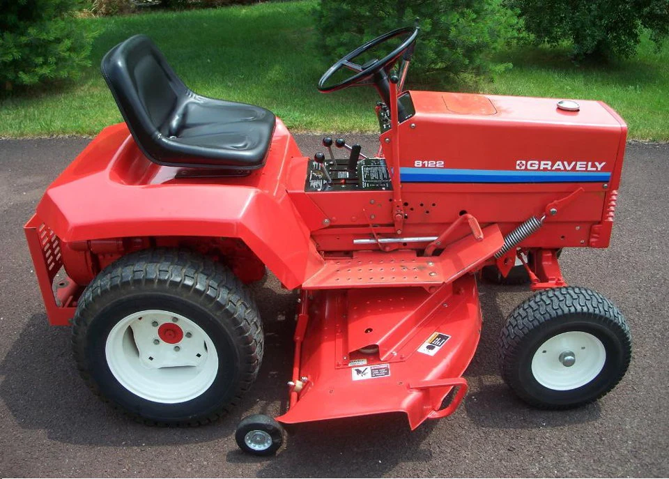 Gravely GMT 900